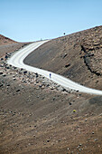 Radfahrer Downhill, Haleakala-Krater, Maui, Hawaii