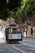  Cable car, San Francisco, California, USA 