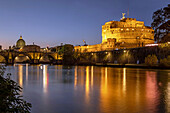  View over the Tiber to Castel Sant&#39;Angelo and St. Peter&#39;s Basilica, long exposure, Tiber, Vatican City, Rome, Lazio, Italy 