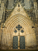  West portal of Magdeburg Cathedral at night, Magdeburg Cathedral, Magdeburg, Saxony-Anhalt, Central Germany, Germany 