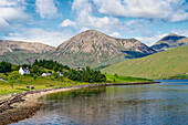 Großbritannien, Schottland, Inneren Hebriden, Insel Skye, Ausblick auf Häuser am Loch Sligachan
