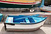 Boot im Fischerdorf Camara do Lobos, Madeira, Portugal, Europa