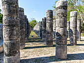 Group of a Thousand Columns, Chichen Itzá, Mayan ruins, Yucatan, Mexico