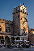  Torre dell&#39;Orologio tower on Piazza delle Erbe square, city of Mantua, province of Mantua, Mantova, on the river Mincio, Lombardy, Italy, Europe 