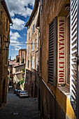 Dolci Tentazioni Kiosk, Weinverkauf und Süßigkeiten aus dem Fenster, Siena, Region Toskana, Italien, Europa