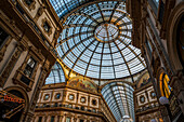 Glaskuppel in der Einkaufsmeile Galleria Vittorio Emanuele II, Piazza del Duomo, Mailand, Lombardei, Italien, Europa