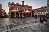 Platz mit Palazzo comunale, Piazza Duomo, Cremona, Provinz Cremona, Lombardei, Italien, Europa