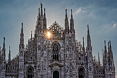 Portal des Mailänder Doms Duomo di Milano, Piazza del Duomo,  Mailand, Lombardei, Italien, Europa