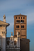 Dom Cattedrale di San Pietro mit Glockenturm, Platz Piazza Sordello, Stadt Mantua, Provinz Mantua, Lombardei, Italien, Europa