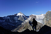  On tour, Dent d&#39;Herens, Zmutt Glacier, Zermatt, Valais, Switzerland. 