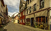  Historic buildings in Oberstraße, Old Town of Bacharach, Upper Middle Rhine Valley, Rhineland-Palatinate, Germany 