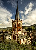  Church of St. Peter in the old town of Bacharach, Upper Middle Rhine Valley, Rhineland-Palatinate, Germany 