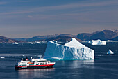  Hurtigruten ship MS Fram, Uummannaq, Uummannaqfjord, North Greenland, Greenland 