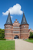  Holstentor, Hanseatic City of Luebeck, Schleswig-Holstein, Germany 
