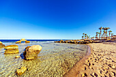 Idyllischer Strand, Bucht Sahl Hashish in der Nähe von Hurghada, Rotes Meer, Ägypten