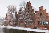 Salzspeicher im Schnee Winter, Hansestadt Lübeck, Schleswig-Holstein, Deutschland