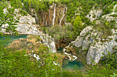 Der große Wasserfall Veliki slap im Nationalpark Plitvicer Seen, Kroatien, Europa 