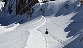 Seilbahnauffahrt im Skigebiet, Marmolata, Dolomiten, Provinz Trient (Trentino), Italien