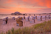 Restaurant Wolkelos auf Seeschlösschenbrücke, Timmendorfer Strand, Schleswig-Holstein, Deutschland