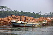  Mud brick workers and transport boat, near Barisal (Barishal), Barisal District, Bangladesh, Asia 
