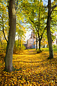  The Limburg monastery ruins in autumn, Bad Dürkheim, Rhineland-Palatinate, Germany 