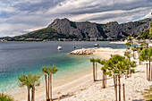 Strand Brzet in Omis, Kroatien, Europa