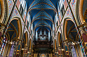  Interior view, Marienbasilika, Basilica of St. Mary, place of pilgrimage, Kevelaer, Lower Rhine, North Rhine-Westphalia, Germany 