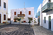  Town Hall Square with pebble mosaic in Mandráki on the island of Nissyros (Nisyros, Nissiros, Nisiros) in Greece 