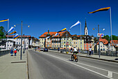 Blick auf Altstadt von Bad Tölz, Bodensee-Königssee-Radweg, Bad Tölz, Oberbayern, Bayern, Deutschland