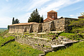 Kloster und griechisch-orthodoxe Kirche der Jungfrau Maria und Archäologiemuseum, Archäologischer Park Apollonia, Pojan, Albanien