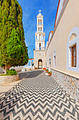 Blick auf die St.-Nikolaus-Kirche, Insel Halki, Chalki, Dodekanes, Griechenland