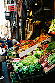 Gemüseladen, Obststand in Bologna, Emilia Romagna, Italien