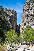 Eingang zur Schlucht Embalse de Isbert, Vall de Laguart, Costa Blanca, Provinz Alicante, Spanien