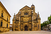  Ubeda, Plaza de Velazquez Molina, World Heritage Site, with church, Sacra Capilla de Salvador, 16th century, province of Jaen, Spain 