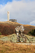 Brennende Fackel Skulptur Buzludzha, Denkmal ehemalige kommunistische Parteizentrale, Bulgarien, Osteuropa