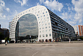  Markthal-Gebäude in Binnenrotte, Zentrum von Rotterdam, Niederlande, Fertigstellung 2014, Architekten MVRDV 