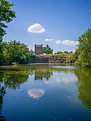 Steinbruch und Kirchenruine Nordhusen, Hundisburg, Haldensleben, Landkreis Börde, Sachsen-Anhalt, Deutschland, Europa