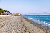 Kiesstrand Agios Fokas Beach auf der Insel Kos in Griechenland