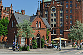  Café-Bistro Fleetschlösschen in der Speicherstadt, HafenCity-Viertel, Hamburg, Deutschland, Europa 