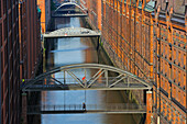 Brookfleet-Kanal in der Speicherstadt (Stadt der Lagerhäuser) von oben, HafenCity, Hamburg, Deutschland, Europa