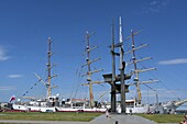 Museumsschiff Dar Mlodziezy im Hafen von Gdynia (Gdingen), bei Danzig (Gdańsk), Polnische Ostseeküste, Pommern, Polen