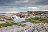 Holzhütten an der Schärenküste, Ramsvik, Bohuslän, Schweden