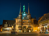 Rathaus Wernigerode bei Nacht, Wernigerode, Harz, Sachsen-Anhalt, Mitteldeutschland, Deutschland, Europa