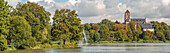 Blick über den Schloßteich zum Schlossbergmuseum, Schlossteichpark, Chemnitz, Sachsen, Deutschland