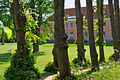 Schlosspark und Herrenhaus Moesgaard Manor Museum, in Hojbjerg im Vorort Aarhus, Halbinsel Jütland, Dänemark, Nordeuropa