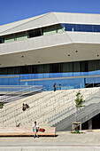 Gebäude Dokk1, Bibliothek und Bürgerbüro an der städtischen Uferpromenade von Aarhus, Halbinsel Jütland, Dänemark, Nordeuropa