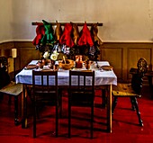  Habitat of the seven dwarves, the laid table, hats in the background, Snow White House Bergfreiheit, Bad Wildungen, Hesse, Germany 