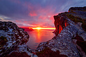 Sonnenuntergang, Sonne, Spiegelung, Berge, Fjord, Segla, Senja, Skaland, Norwegen, Europa