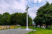 Pilgerkreuz und Wallfahrtsstätte La Croix glorieuse de Dozulé (Dozule) im Pays d'Auge im Département Calvados in der Region Normandie in Frankreich