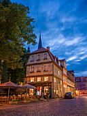 Kornmarkt bei Nacht, Welterbestadt Quedlinburg, Harz, Sachsen-Anhalt, Mitteldeutschland, Deutschland, Europa